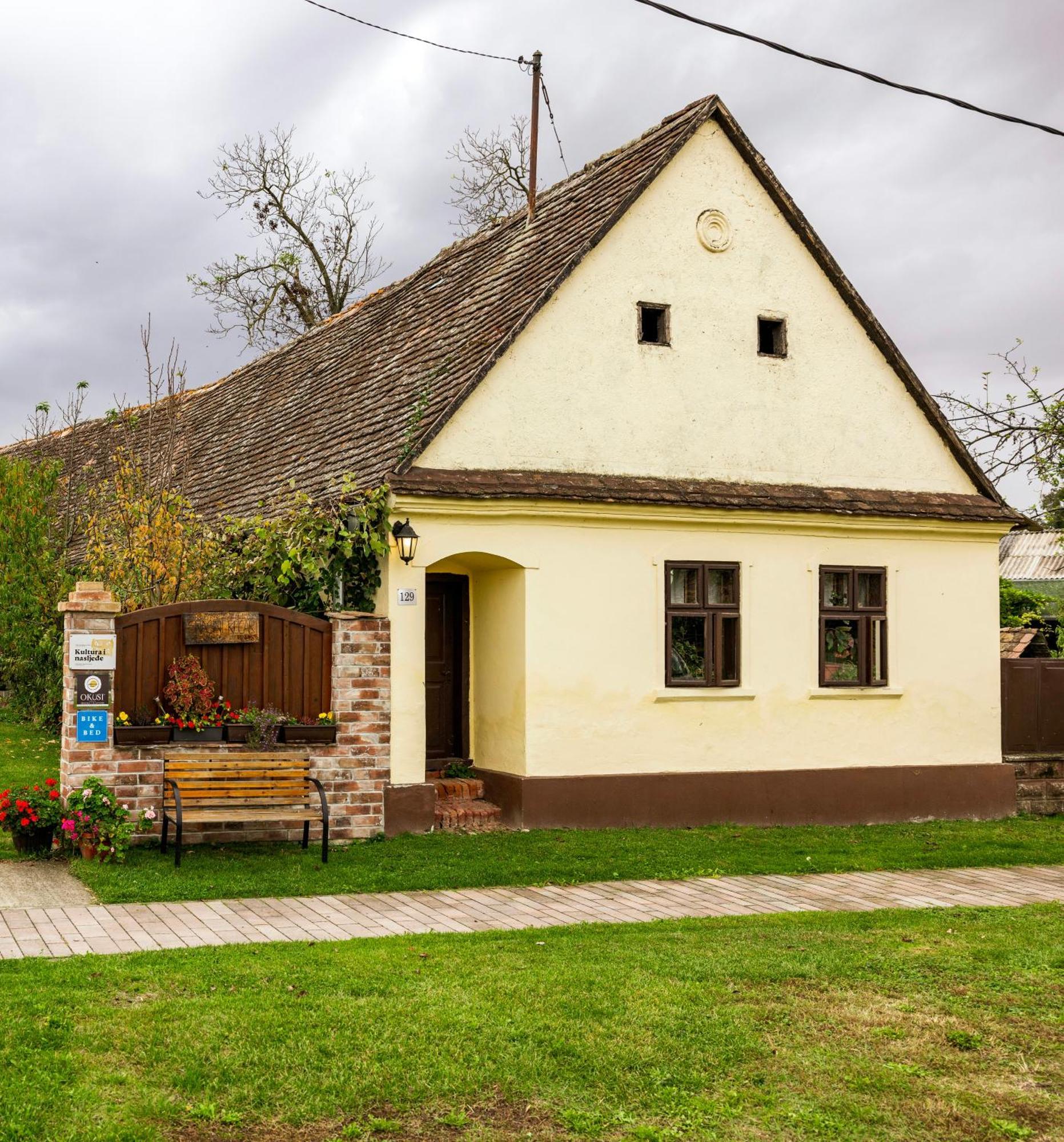 Bed and Breakfast Snasini Kucari Gradiste Exterior foto